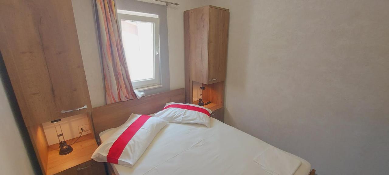 Apartmani Andrija Živogošće Extérieur photo